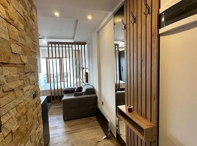 N Lux 81 - Milmari *